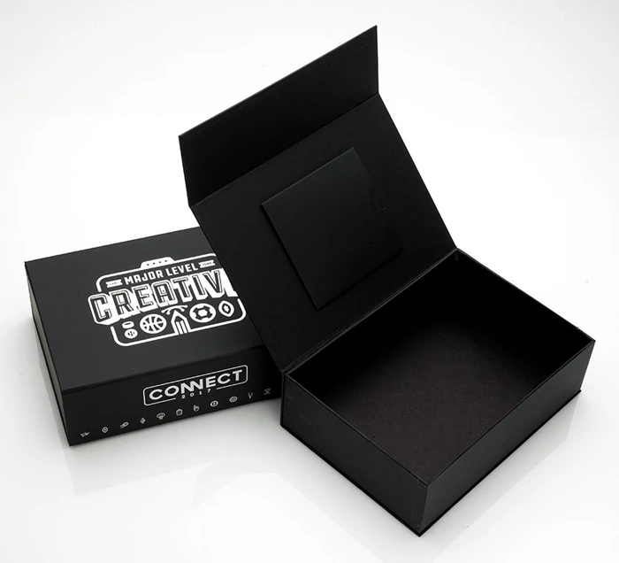 stamping rigid paper packaging boxes colored flip top magnetic