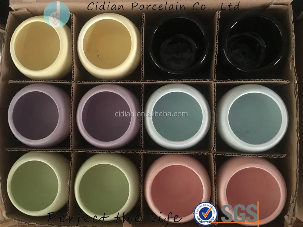 ceramic ball vase16.jpg