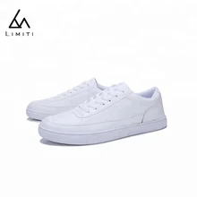 China Factory Wholesale Men Sport School Shoes White Leather Casual Shoes