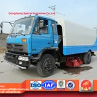 dongfeng 6000liters dust van street cleaning vehicle , sweeper and clean truck for sale