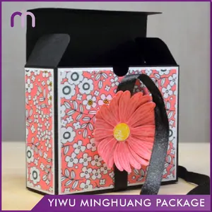 friendly take away pink paper folding packaging gift flower box