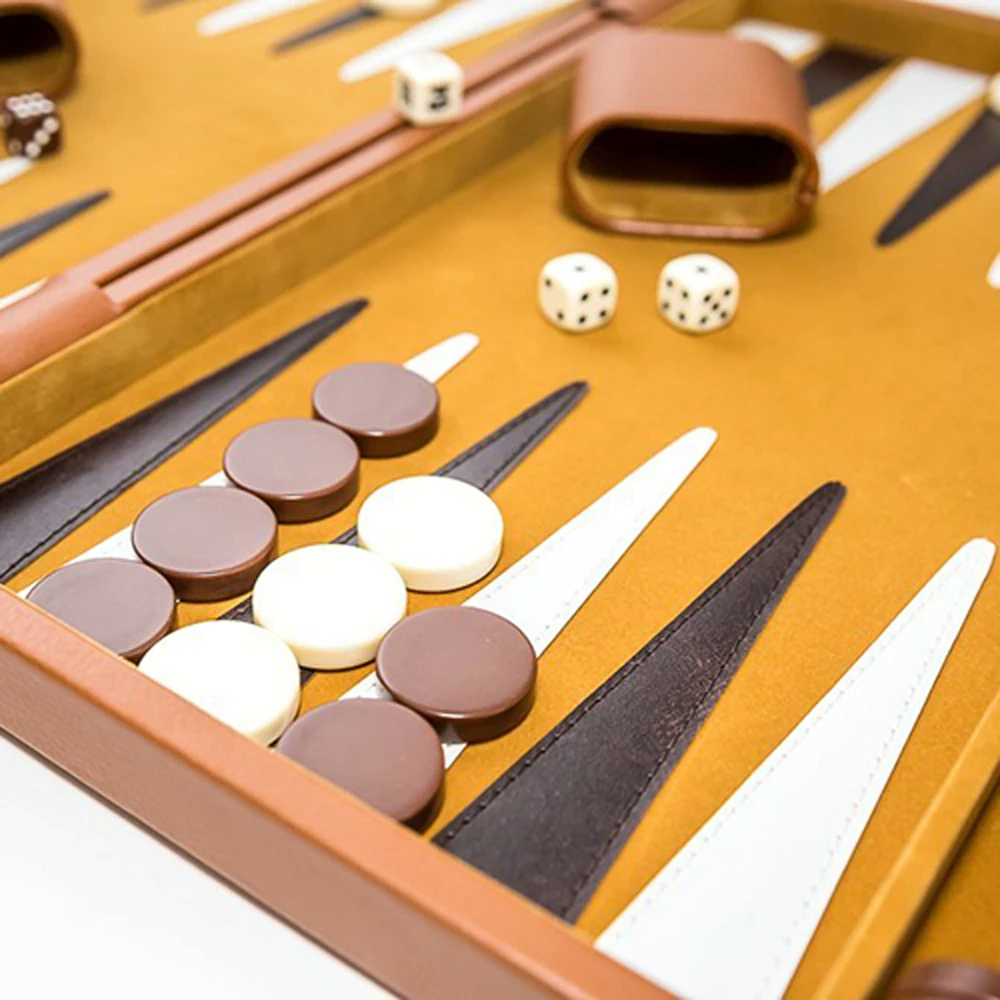 Brown backgammon set (4).jpg