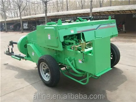 square hay baler (9).jpg