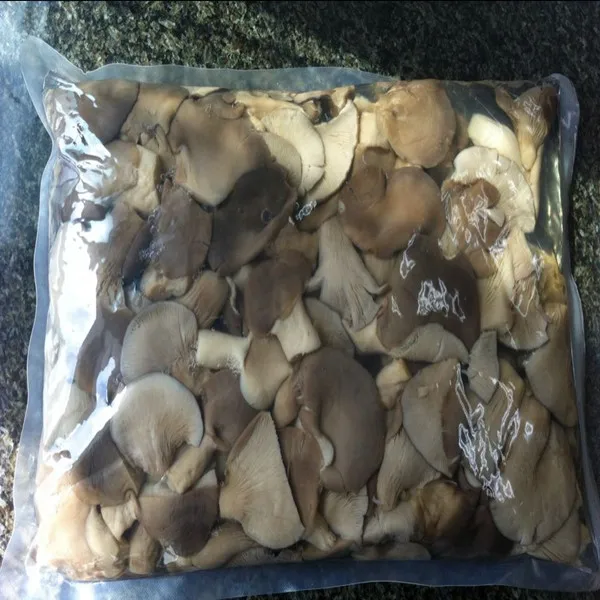fresh grey oyster mushrooms salt boiled bottle pleurotus mushrooms in 1kg bag in pouch