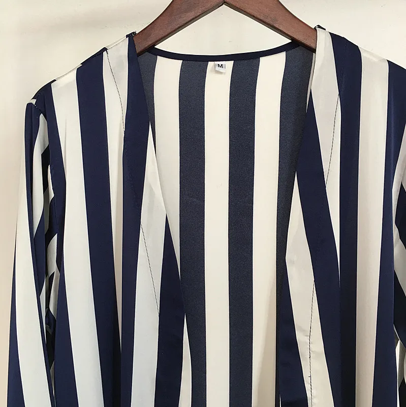 6982977198_1929359744