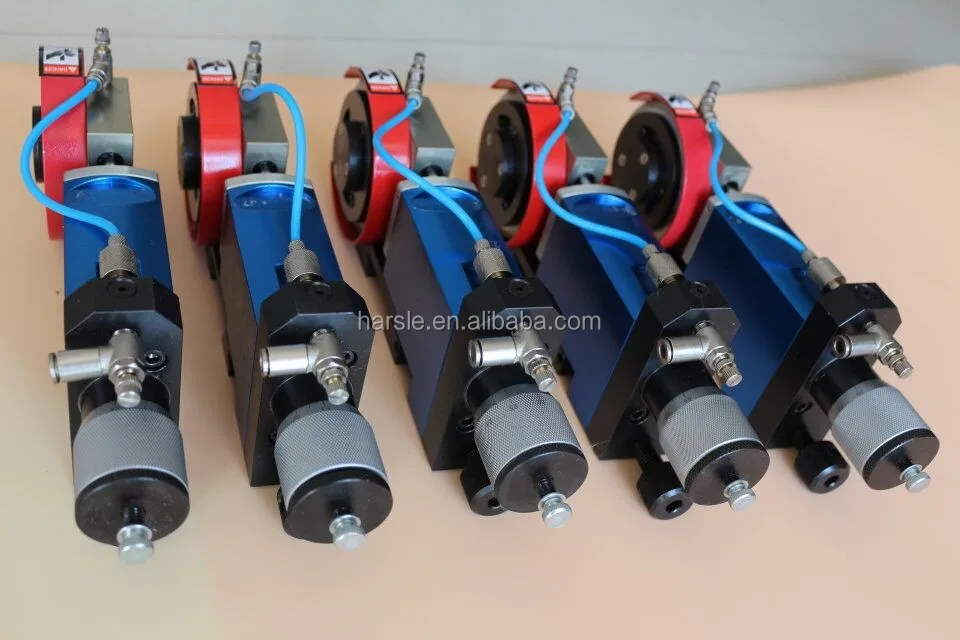 pneumatic holder (10)