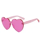 Factory wholesale fashion new novelty funny heart shape colored plastic sunglasses