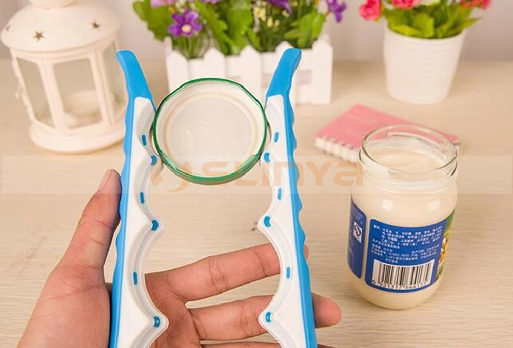 One multi-function plastic bottle opener 8020 170526 (10).jpg