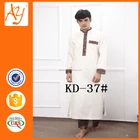 Classic Muslim wear Embroidered arabic jubba thobe designs for men with best price