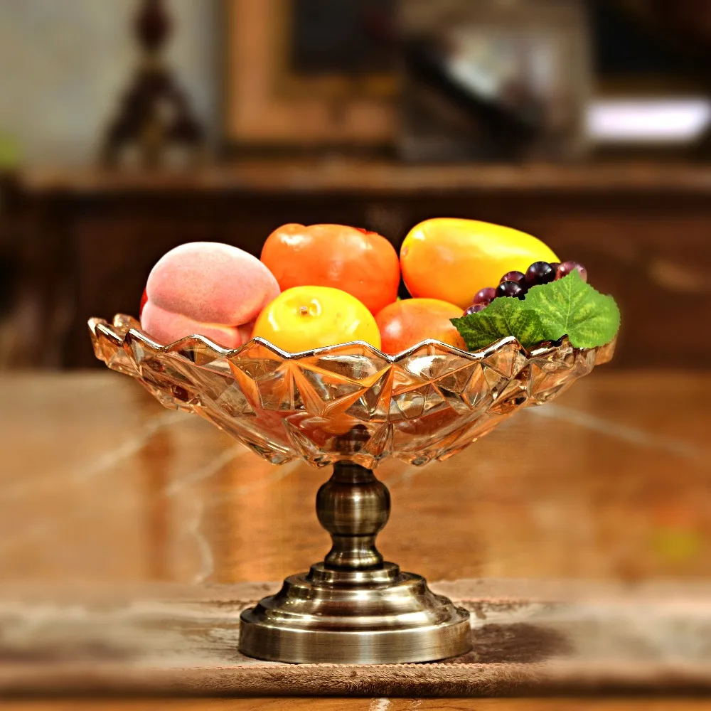 wholesale crystal table fruit bowl with antique metal base for