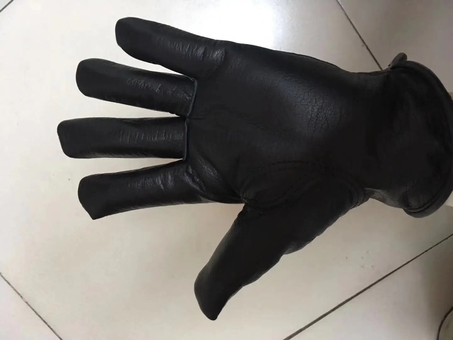 black-4.jpg