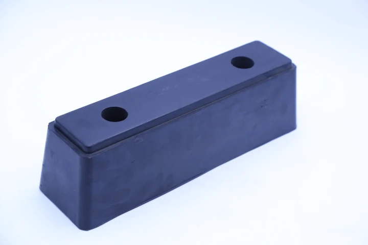 high quality Rubber bumper block with steel plate