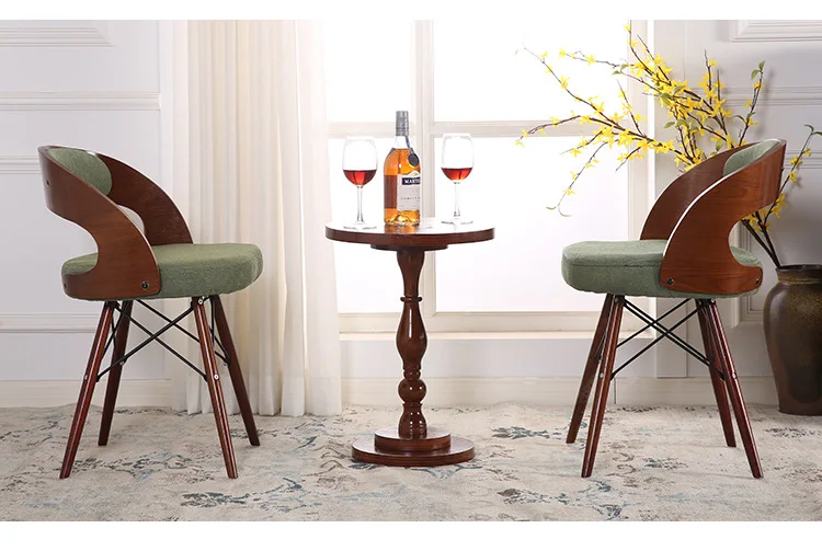 4702688652_1336134919