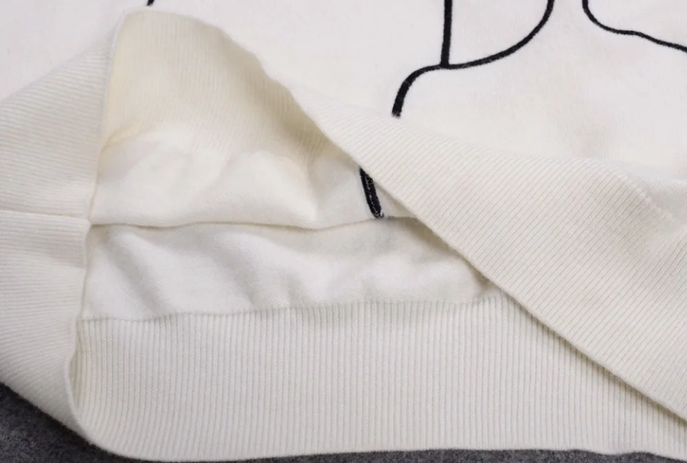 4409218143_1255938422