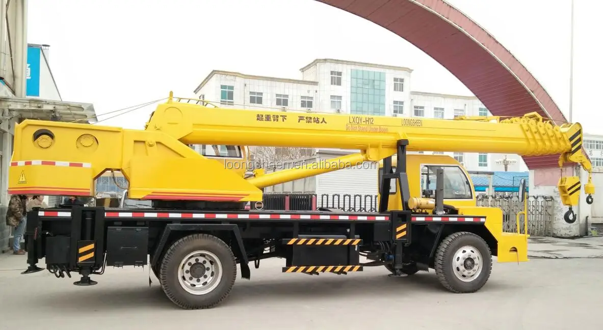 CRANE TRUCK (18)