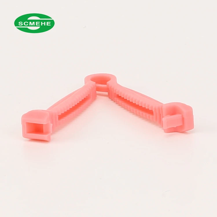 umbilical cord clamp.jpg