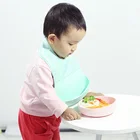 Soft Food Grade Silicone Bib With Box, Feeding Kids Custom Waterproof Baby Silicone Bib Set
