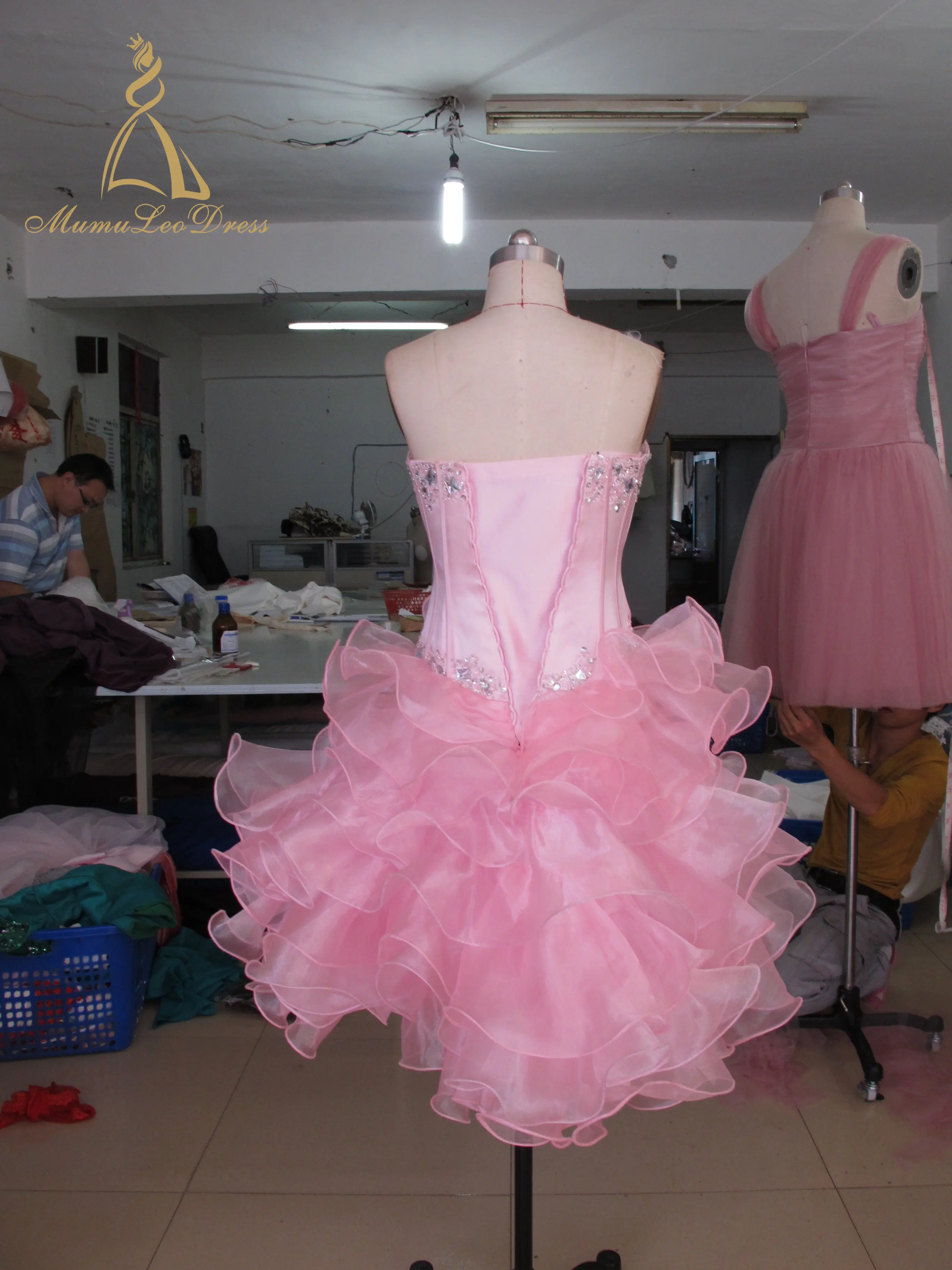 Length Full with Dress Slevesprom