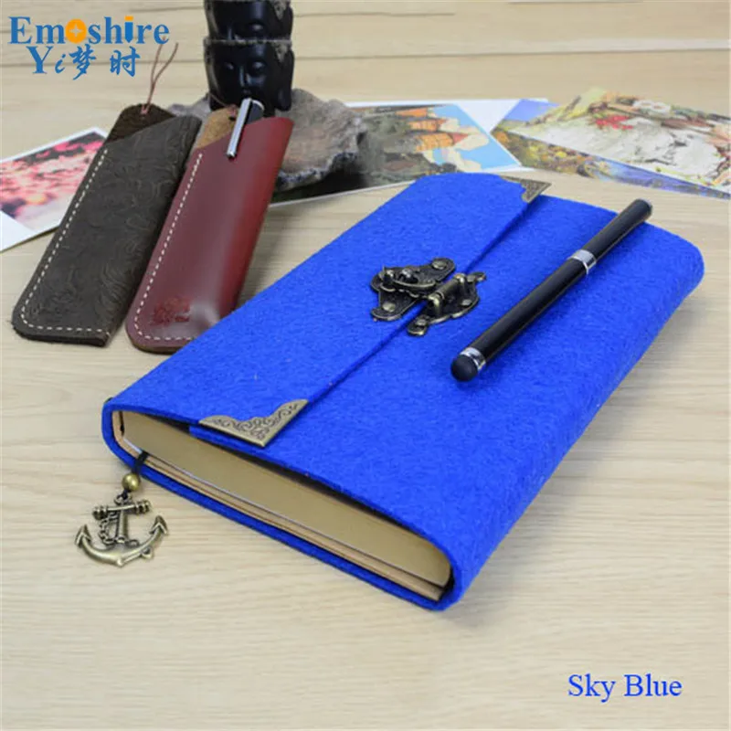 Emoshire Vintage felt creative handbook booklet password notebook notepad with lock diary kraft paper sketching book (2)
