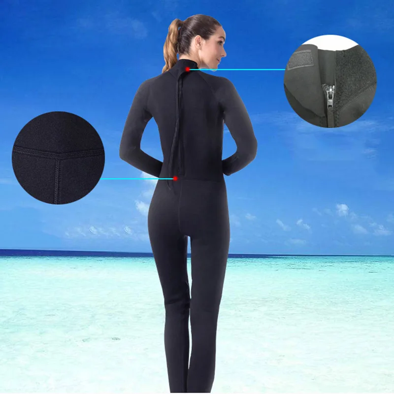 4294007011_2123823432