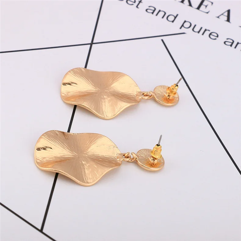 6120933176_728010304