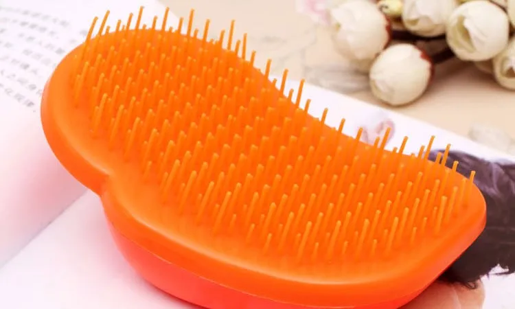 人気のヘアブラシの櫛detanglingカバー付き 問屋・仕入れ・卸・卸売り