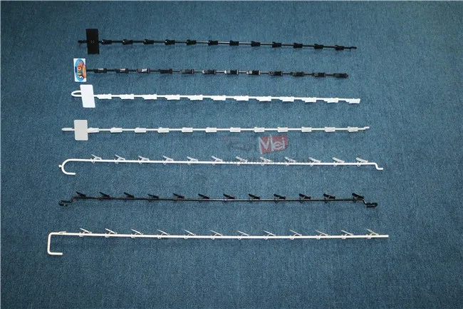 Metal Clips (3)