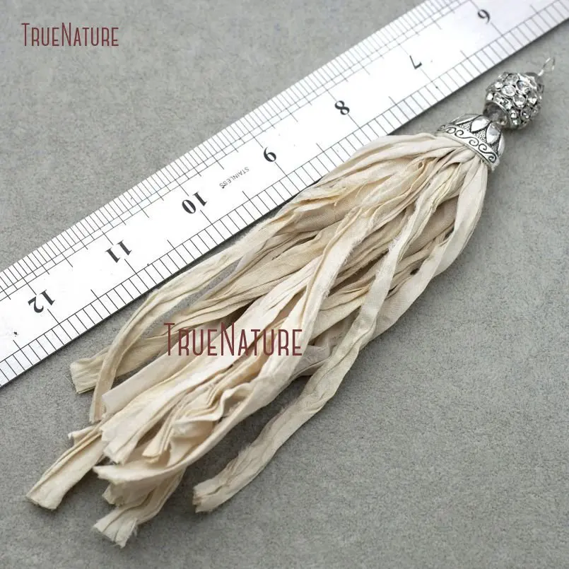 20171206-PM8966- Ivory Sari Silk Tassel Pendant Antique Silver_1