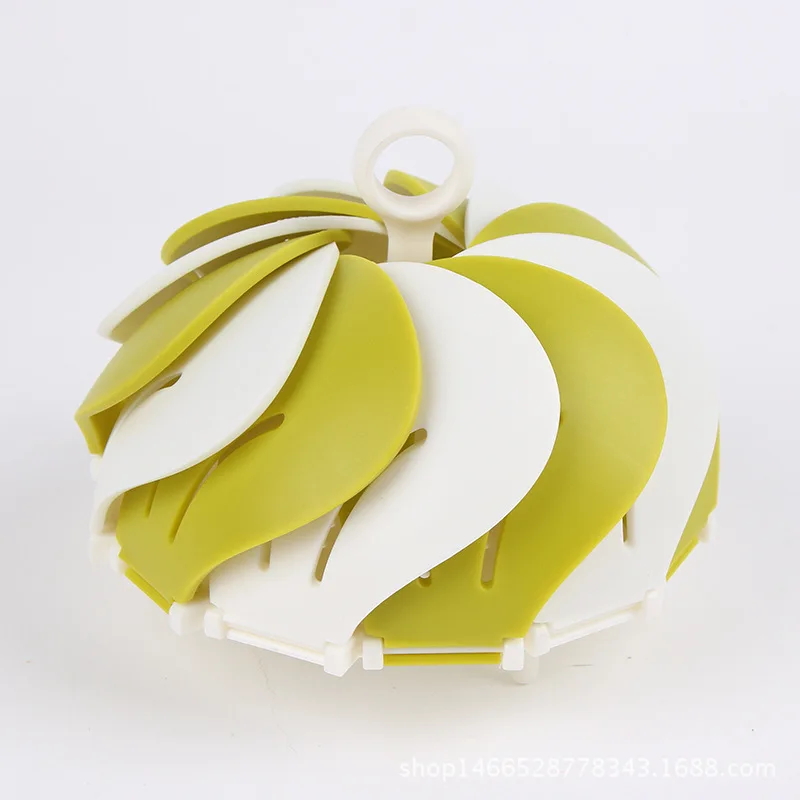 2017 manufacturers selling fashion creative telescopic folding portable plastic boxed fruit compote dribbling