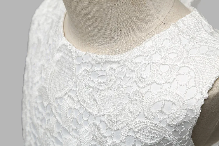 2753438937_407484580