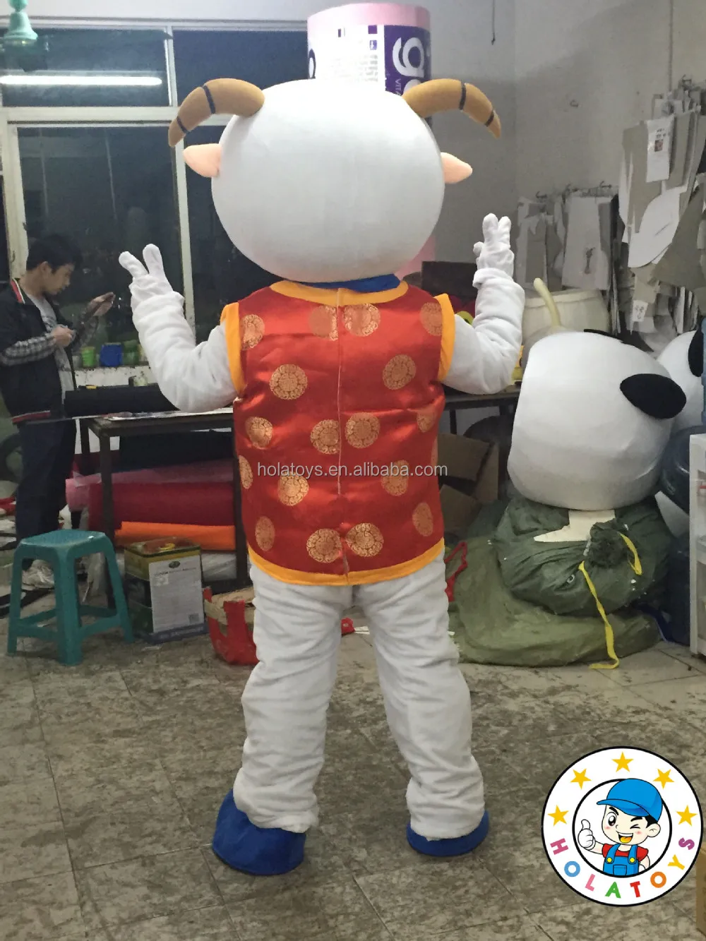goat costume02.jpg