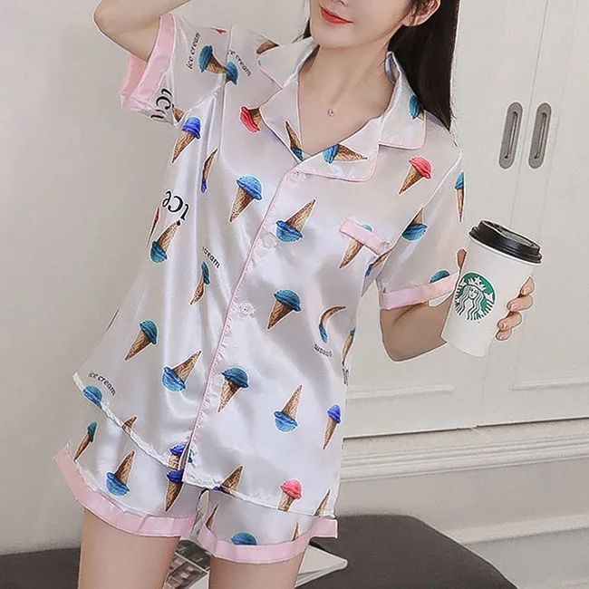 Korean pajamas (1).jpg