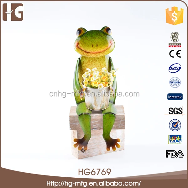Charming design metal frog with flower 17x17x31CMH HG6769 novelty handicrafts made in China