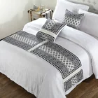 Ethnic style Plain Dyed Decorative queen size quilted Hotel Bed Runner And Cushion Sets