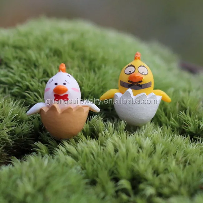 2016 diy resin toy chicken lays eggs for micro landscape