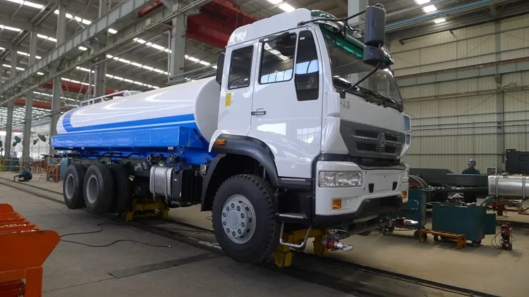 sinotruk 10/15/20m3 water tanker & 6x4 water truck water