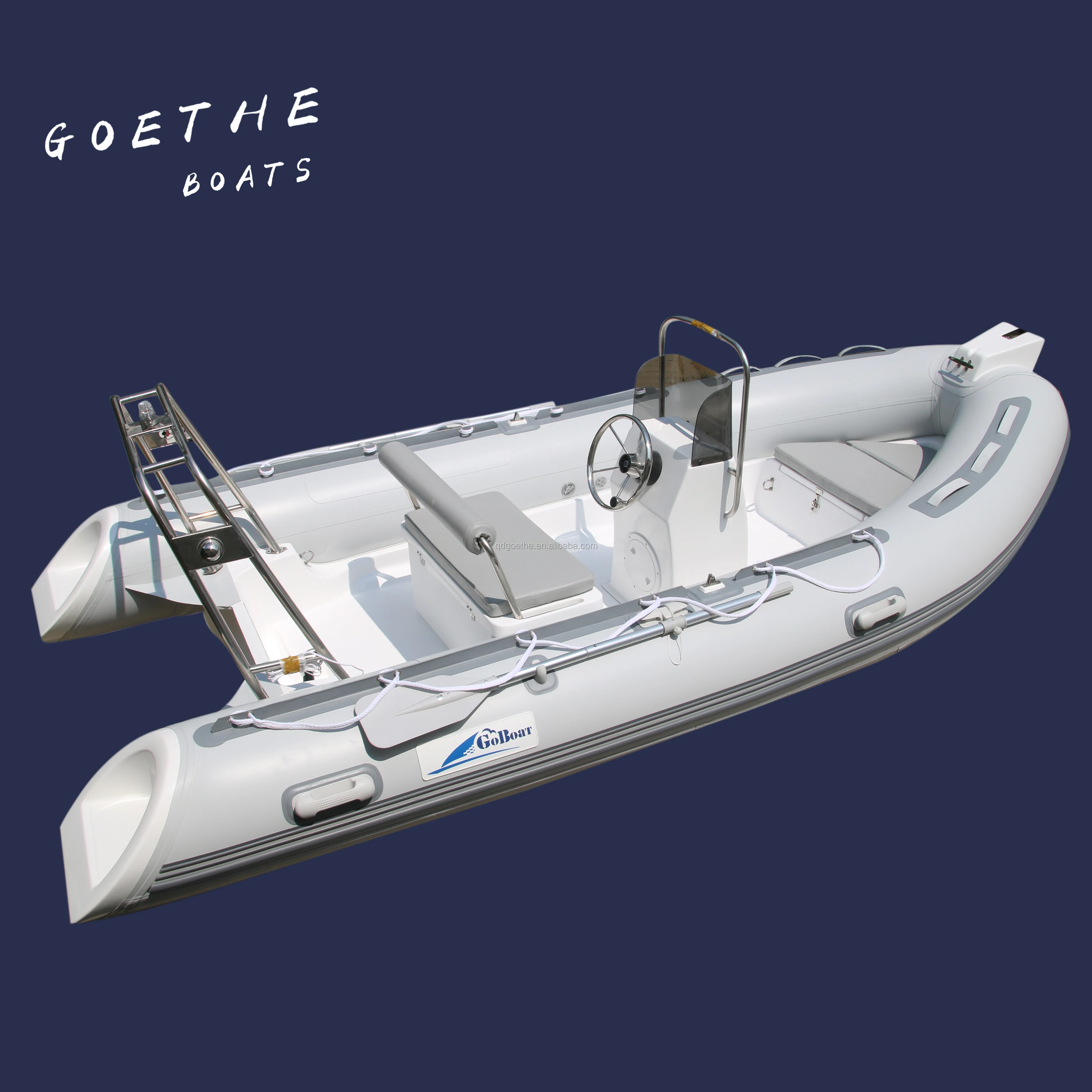 roll a boat,loullaroll roll bar,steering wheel,yamaha/mecury motor, bench bag,boat