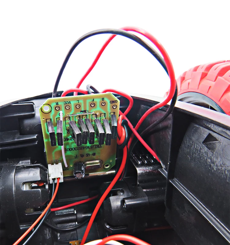 11.015_Red_Monster_Rock_Defender_RC_Car