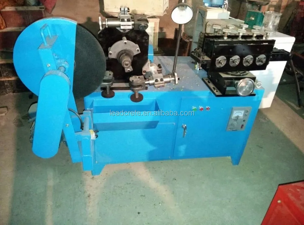 Non-adjusted speed duct making machine