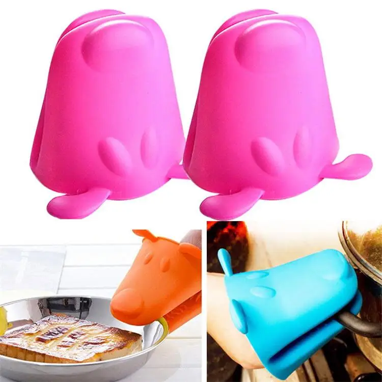 dog silicone oven mitt 3.jpg