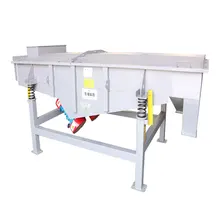 Raisin grading and cleaning linear vibrating screen