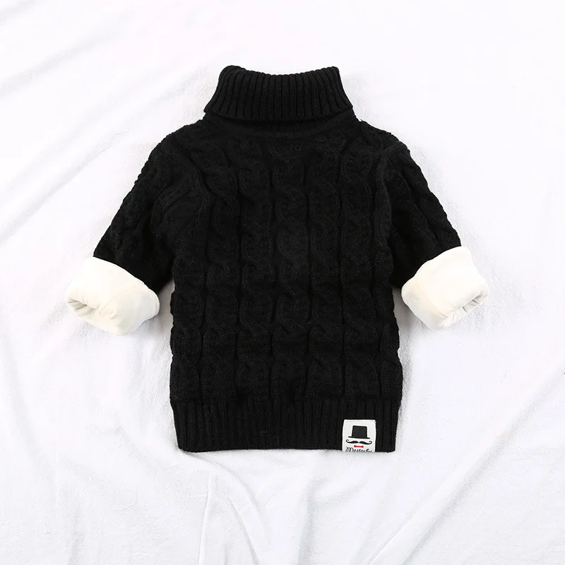 5692611488_1988449173