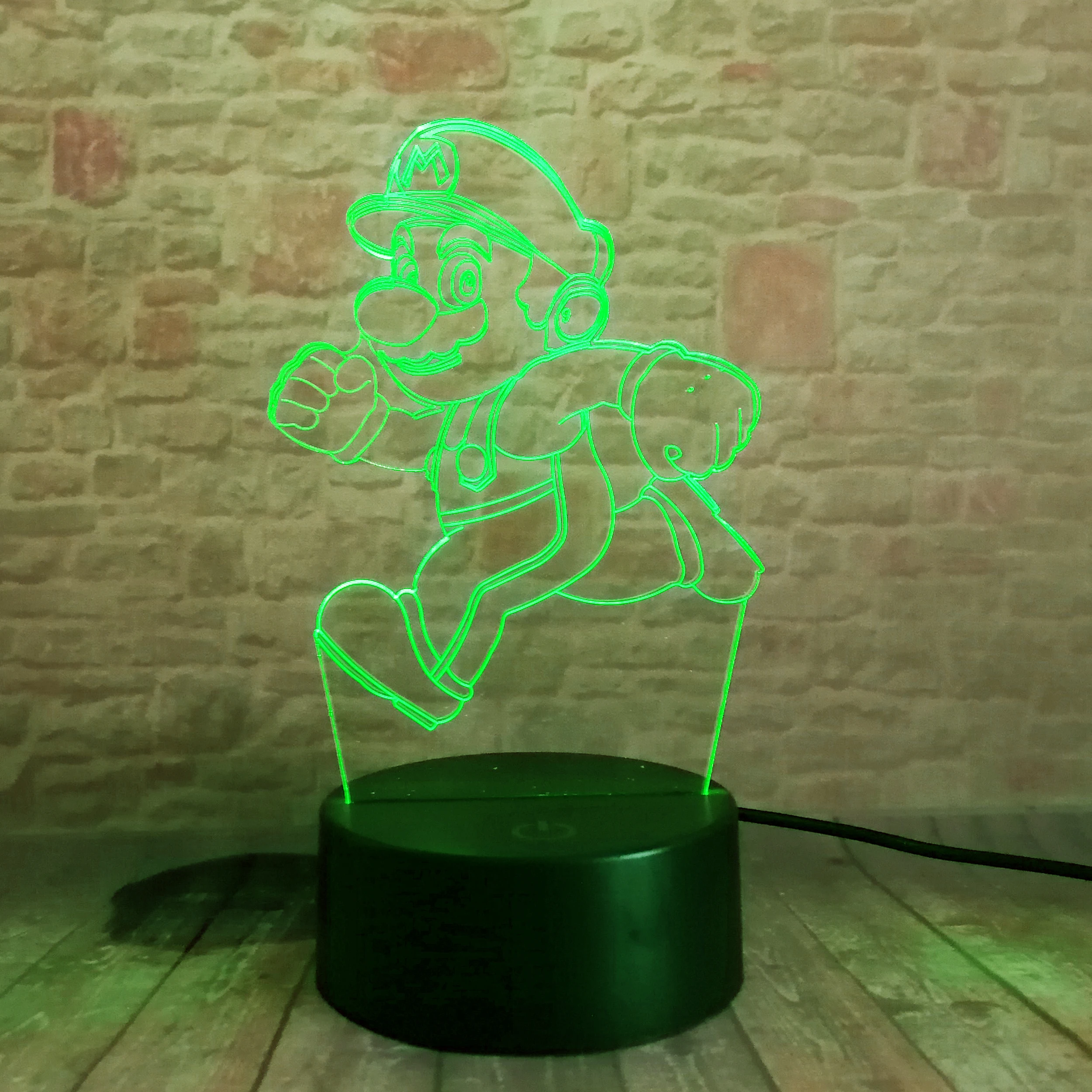 2019 dibujos animados corriendo Super Mario Bros figura de acción de juguete 7 colores cambiantes Decoración LED USB 3D táctil luz de la noche a casa regalos de fiesta