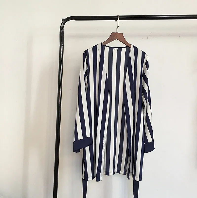 6991423329_1929359744