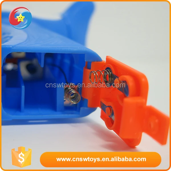 Wholesale led light up dolphin animal plastic soap bubble toys for kids