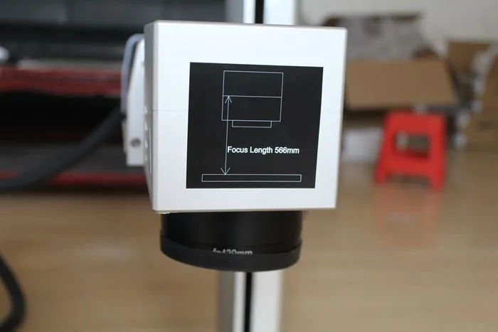 AK20F fiber laser marking machine 4.jpg