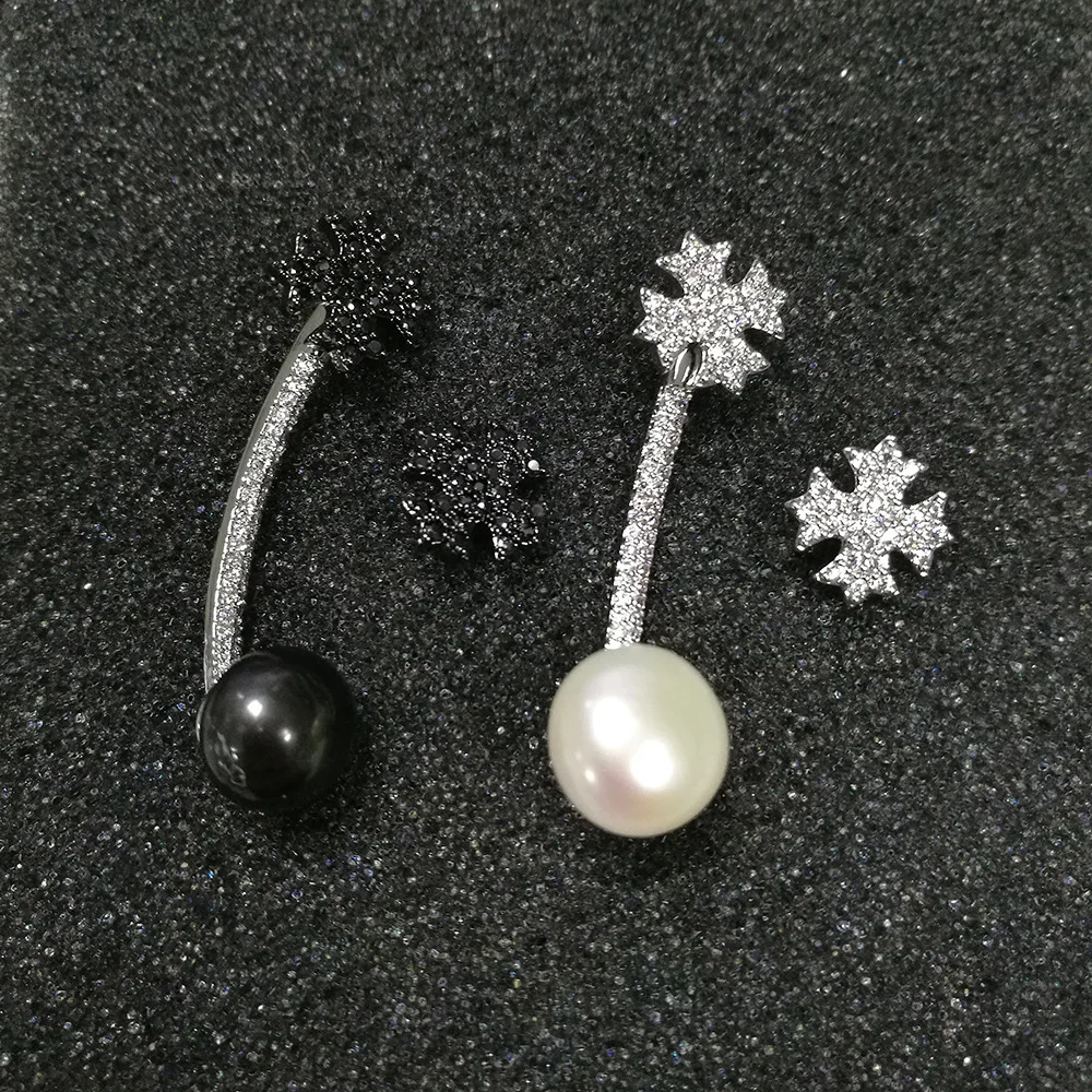 3719438799_2134633890