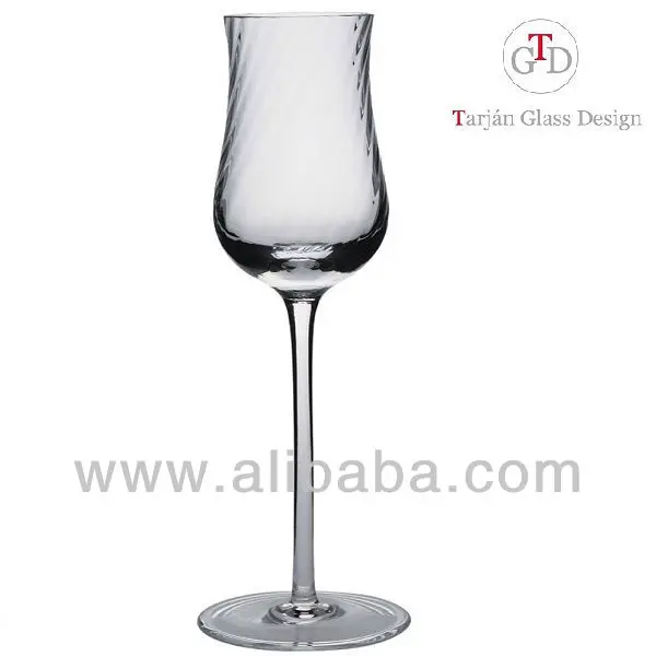 soufflé la bouche grappa verre 70 ml hunor par tgd