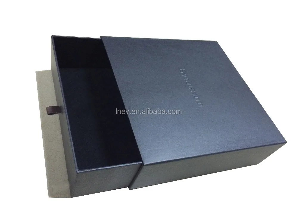 2018 custom logo printing black matte lamination gift box