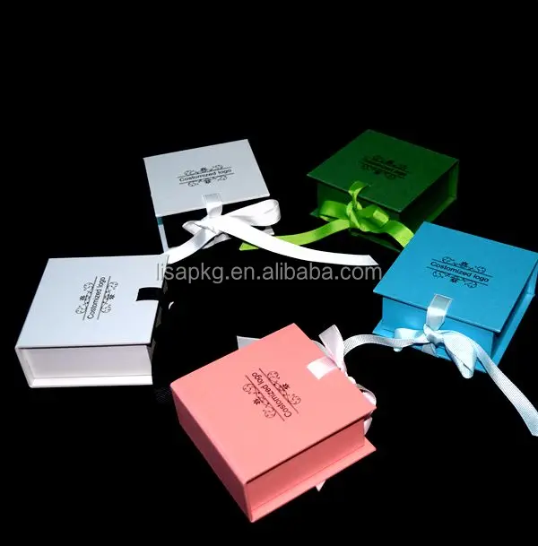 lovely and sweet glove packaging gift paper box